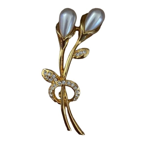 MI AMORE Flower Brooch-Pin With Crystal Accents Gold-Tone & White Colored - Picture 2 of 10